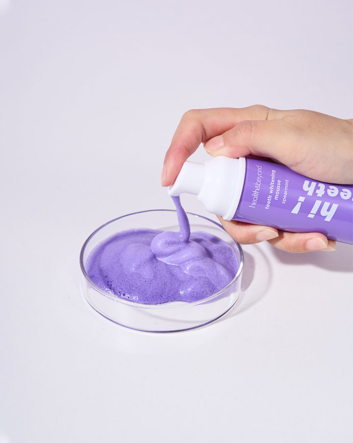 mousse blanchissante pour les dents